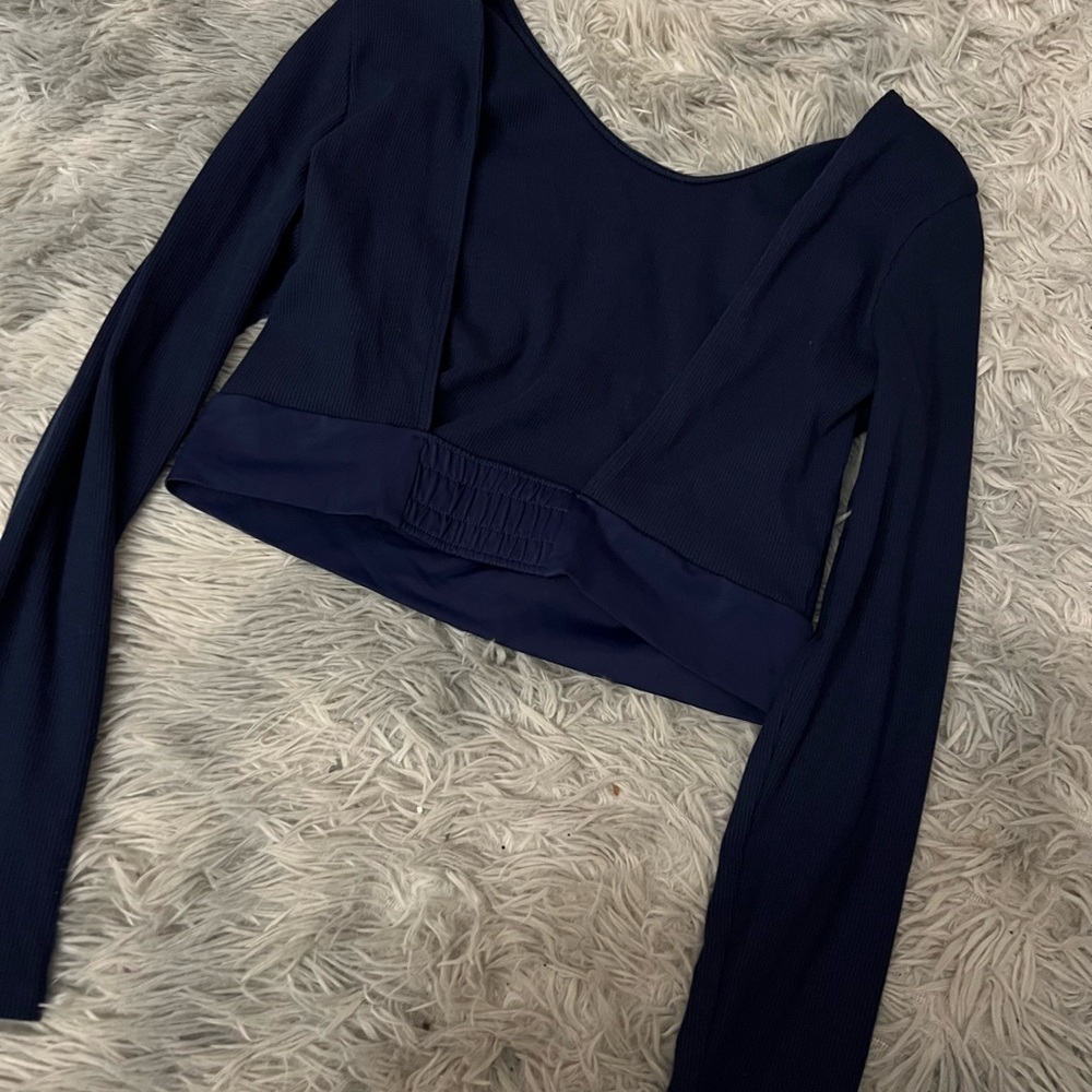 Victoria secret long sleeve top - Picture 6 of 10